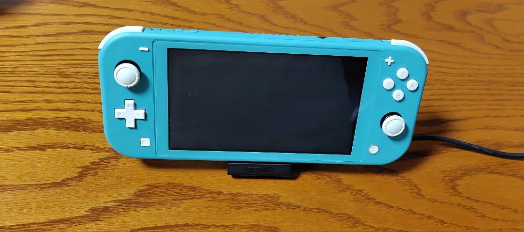 Nintendo Switch Liteターコイズ（充電器、スタンド、ケース付