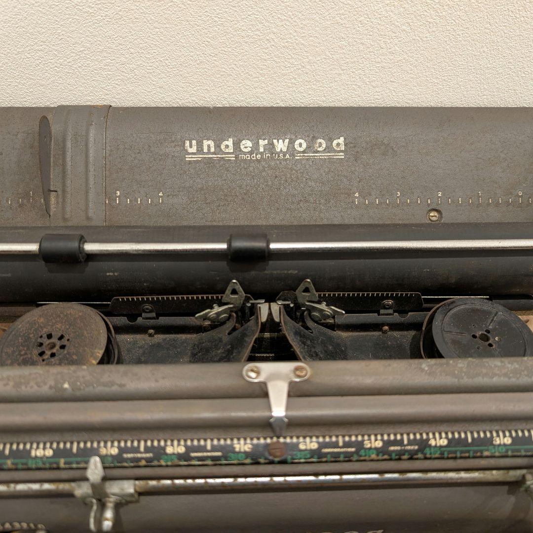 ☆ Underwood ☆ ヴィンテージ タイプライター ☆