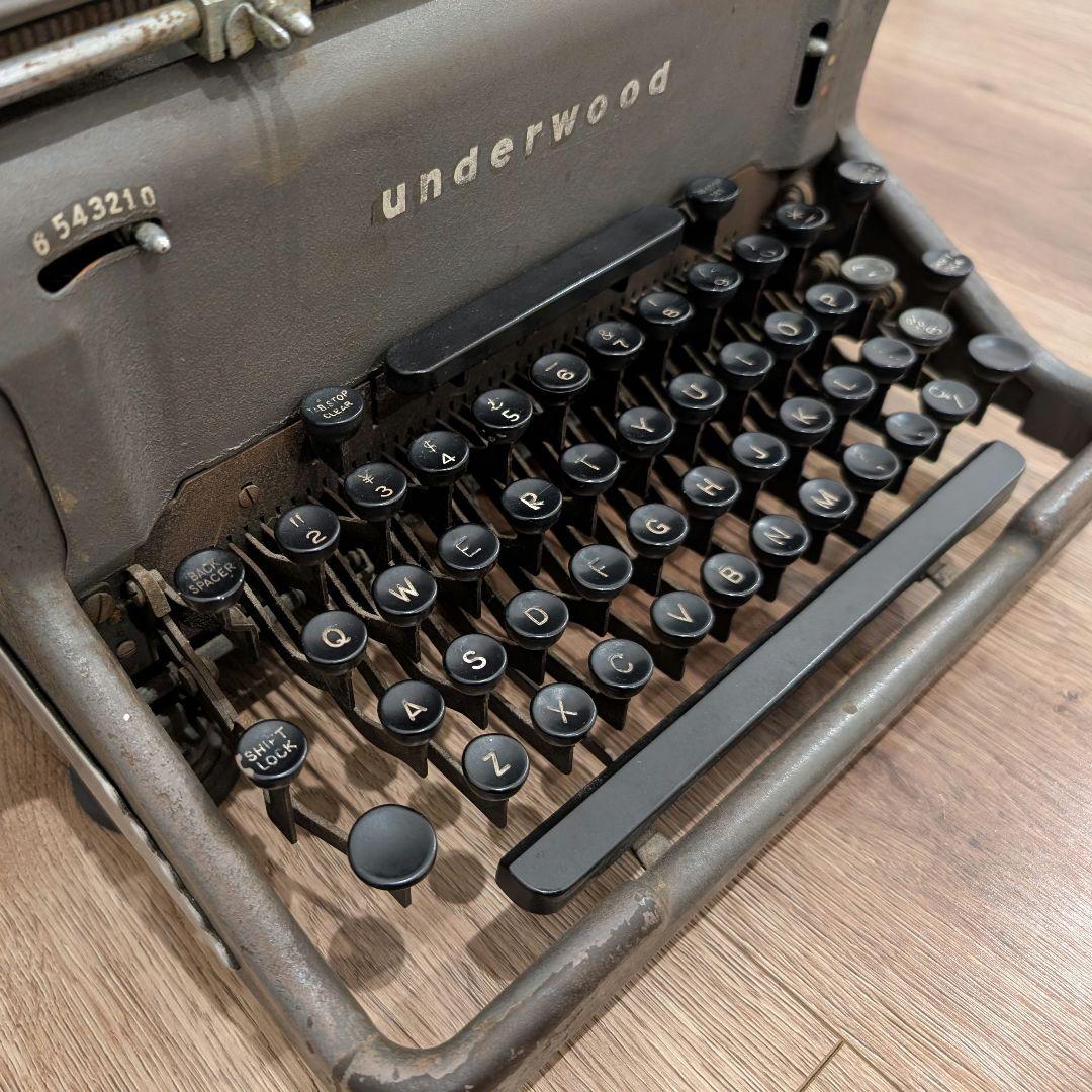 ☆ Underwood ☆ ヴィンテージ タイプライター ☆