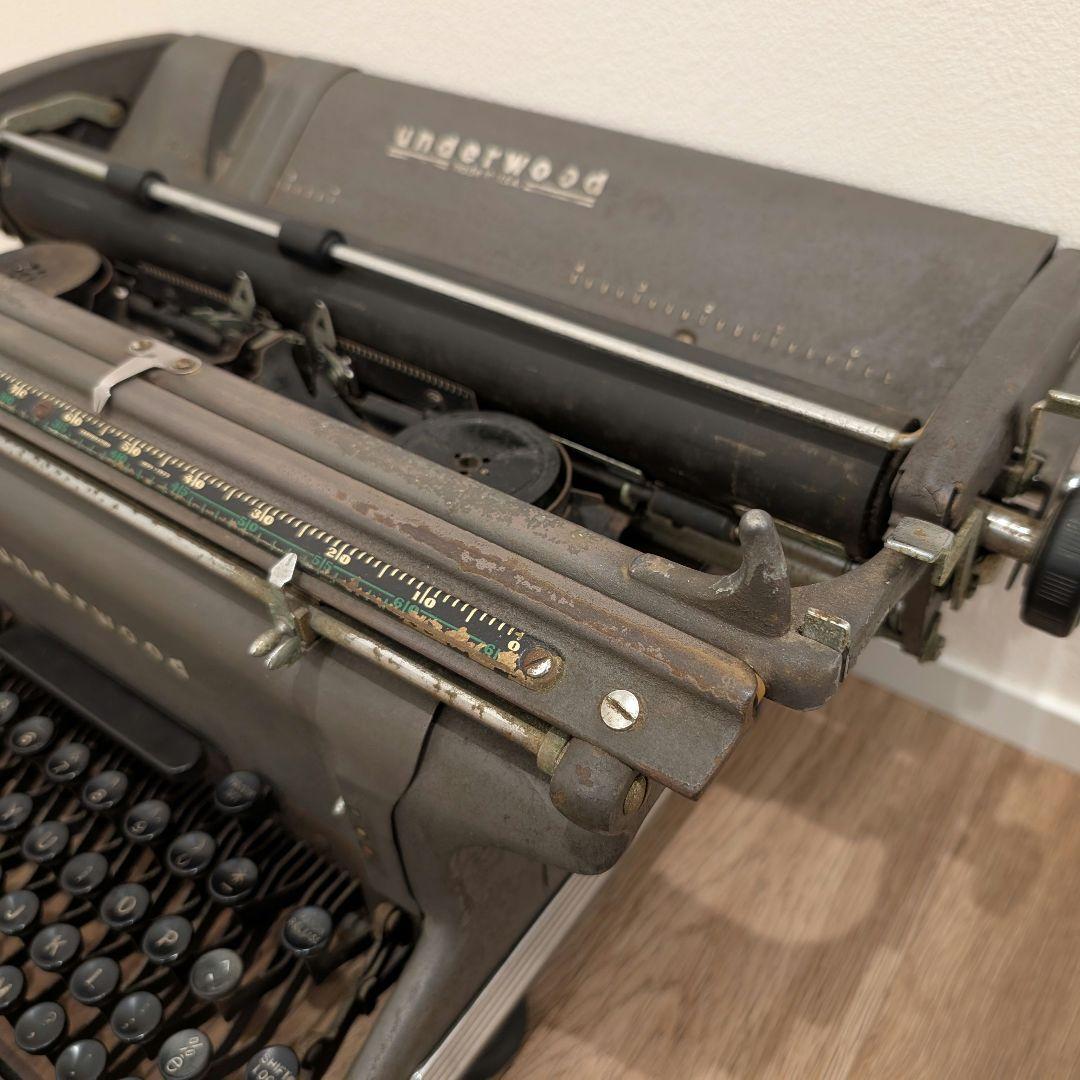 ☆ Underwood ☆ ヴィンテージ タイプライター ☆