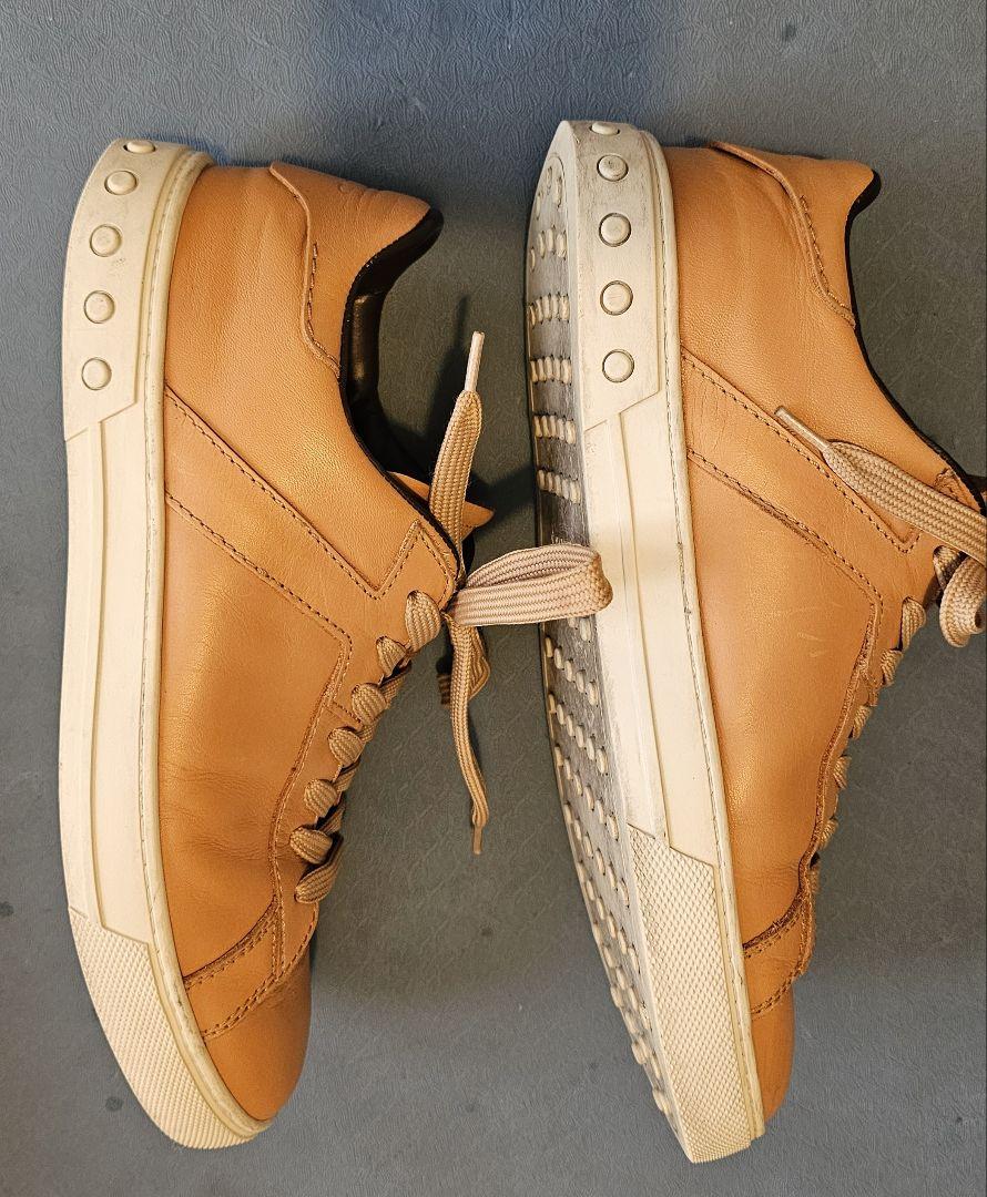 TOD'S ベージュ レザー スニーカー 6 ½