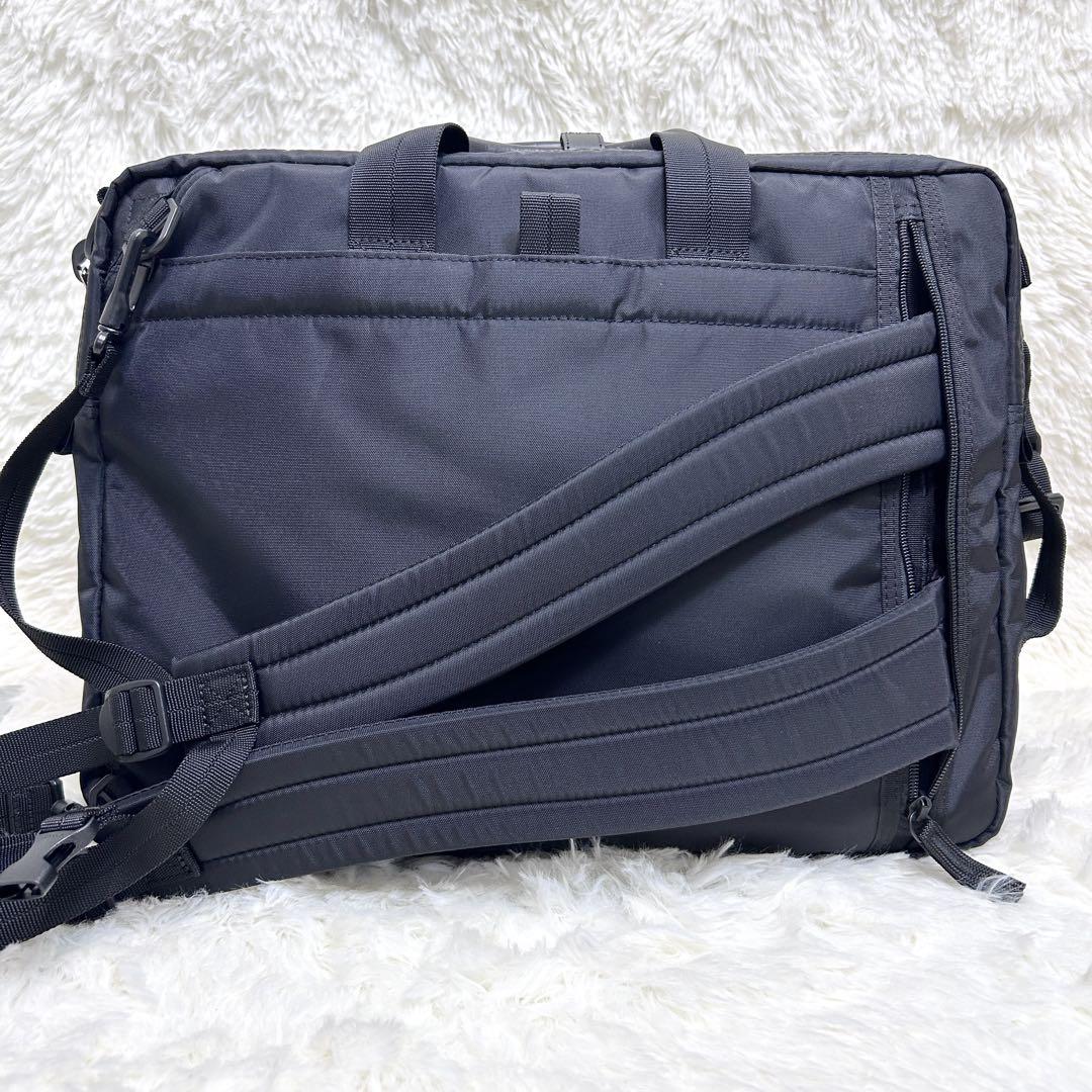 新品同様！マンハッタンパッセージ ゼログラヴィティー3wayブリーフケース B4