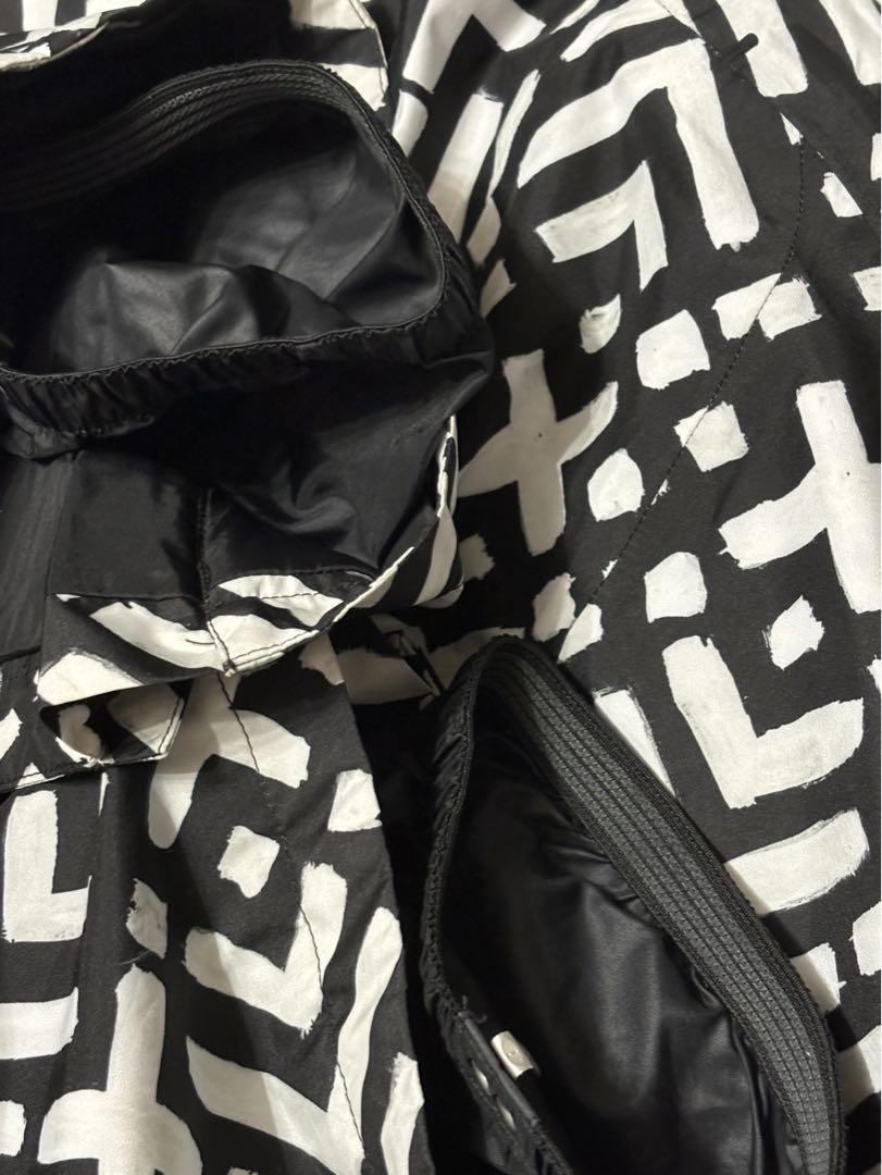 【美品】BURTON バートン スノボ ウェア スキー パンツ Lサイズ