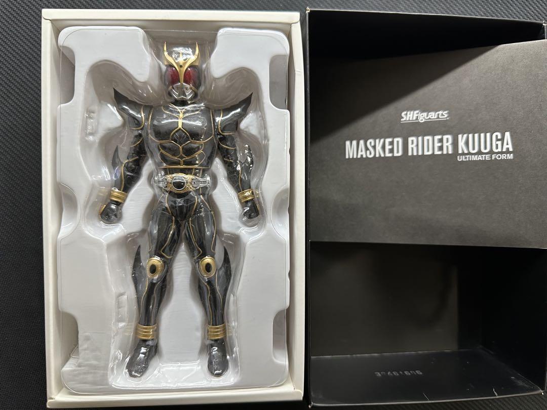 真骨彫　SHFiguarts 仮面ライダークウガ アルティメットフォーム