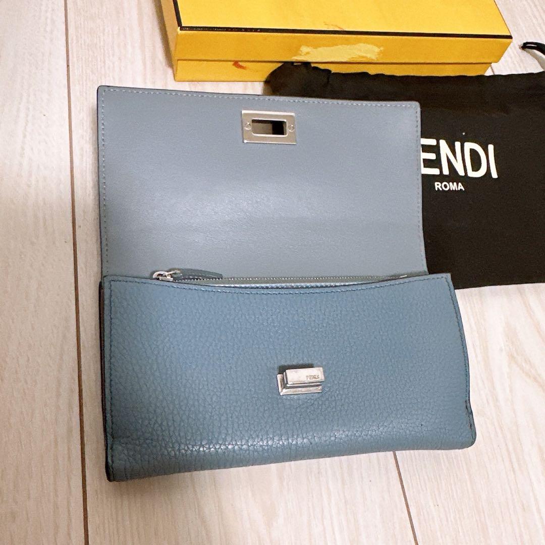 《美品》FENDI (フェンディ)長財布