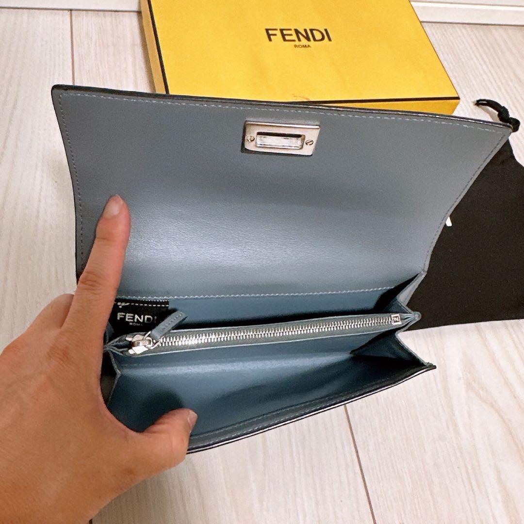 《美品》FENDI (フェンディ)長財布