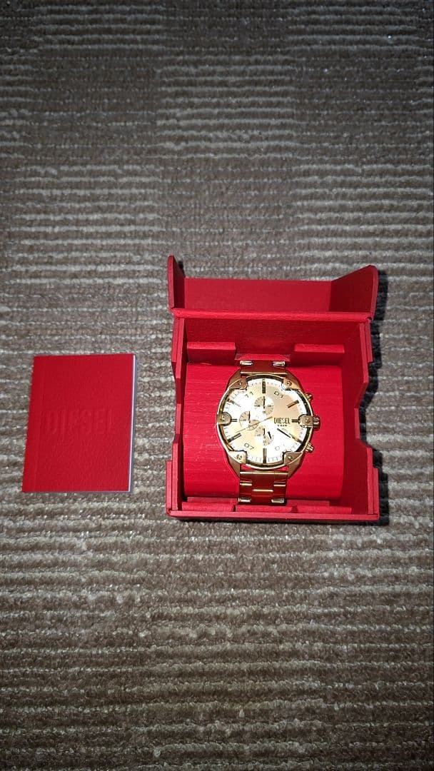 DIESEL DZ4608 時計 2024年モデル
