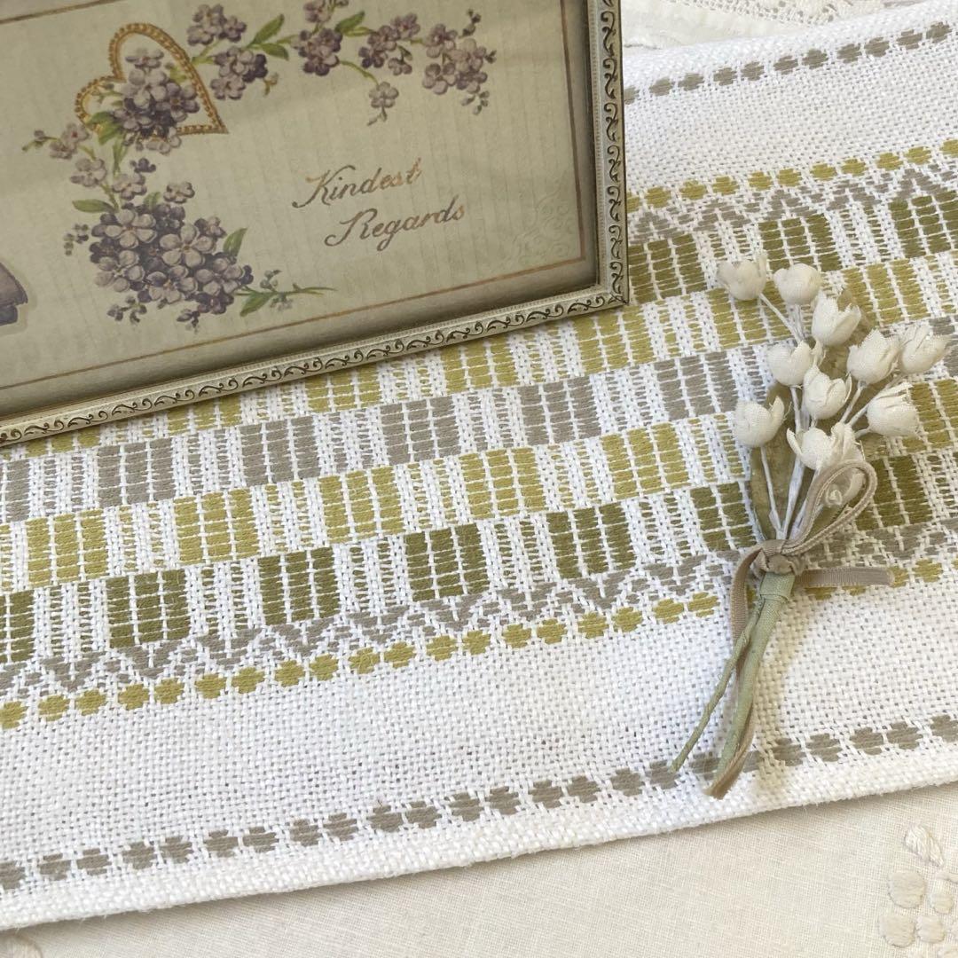 SWC 245北欧ヴィンテージ グリーンの刺繍模様が素敵なロング