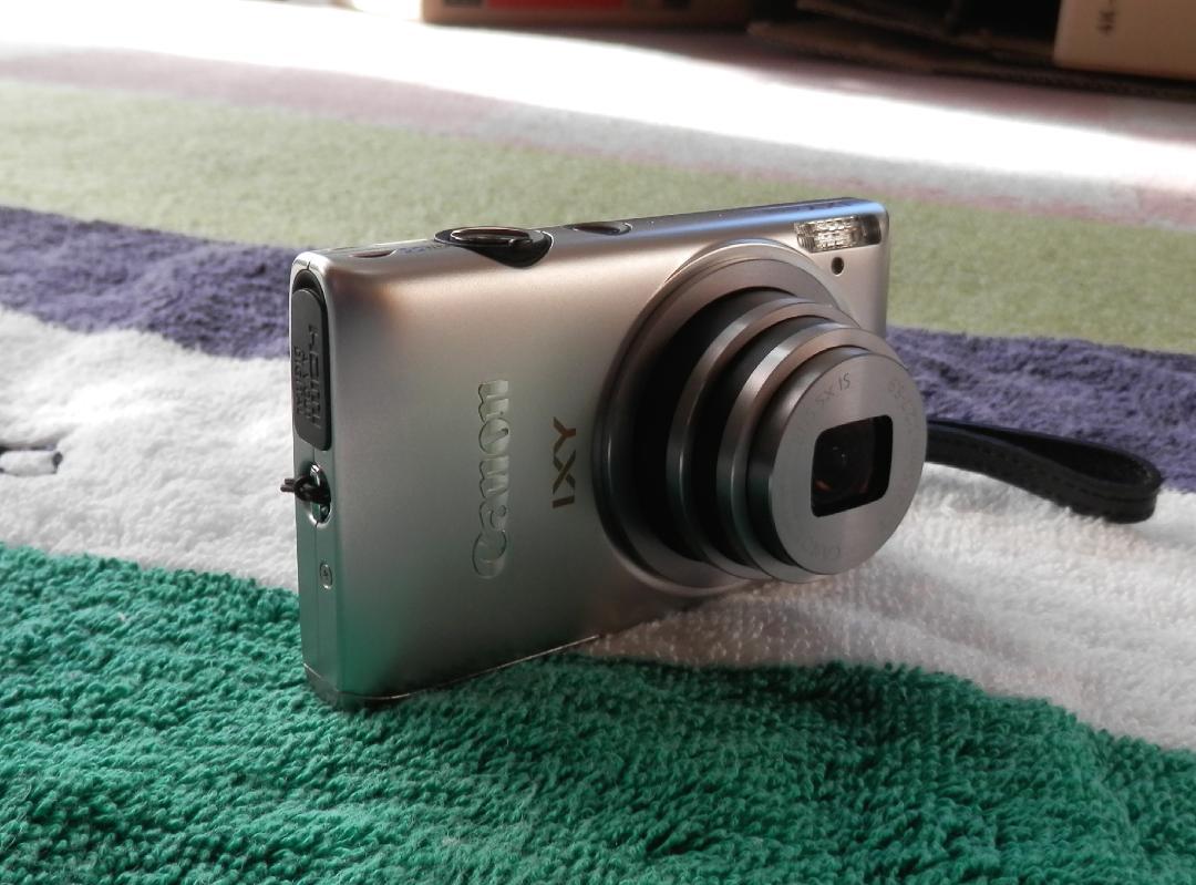 【超美品】デジタルカメラ IXY 410F 新品バッテリー2個
