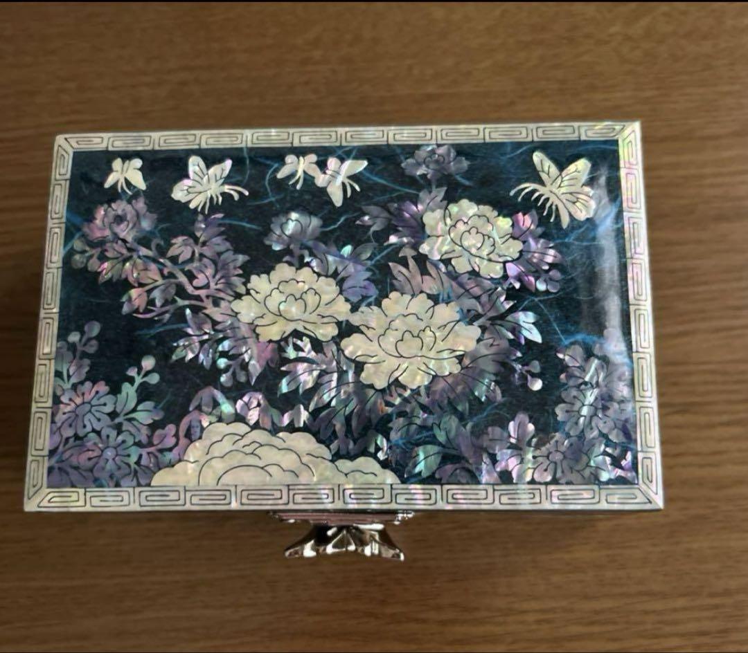 韓国伝統工芸品　螺鈿細工アクセサリーボックス　新品　花紫　韓国伝統雑貨