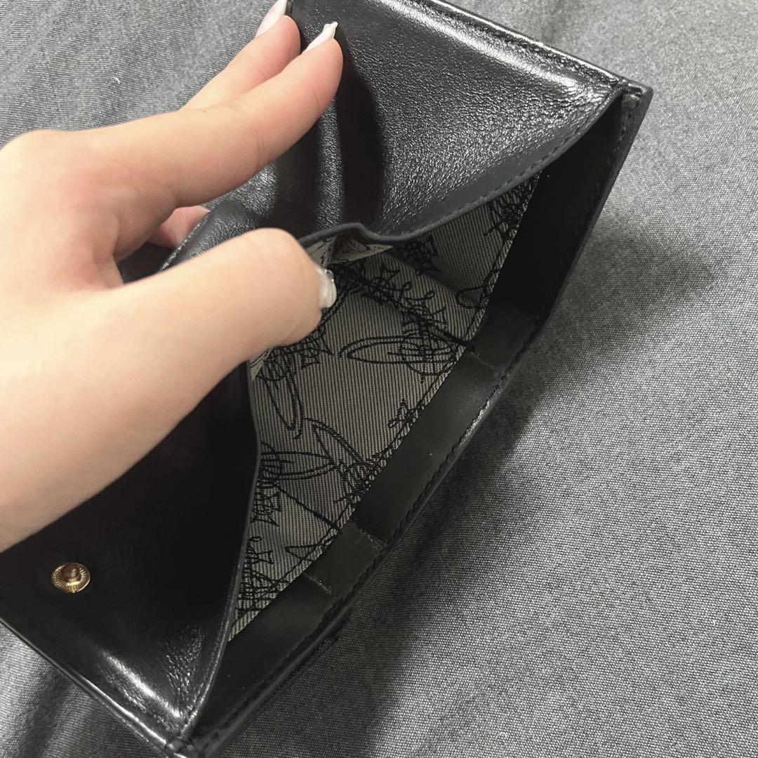 新品ヴィヴィアンVivienne Westwoodレザー三つ折りミニ財布ブラック - メルカリ