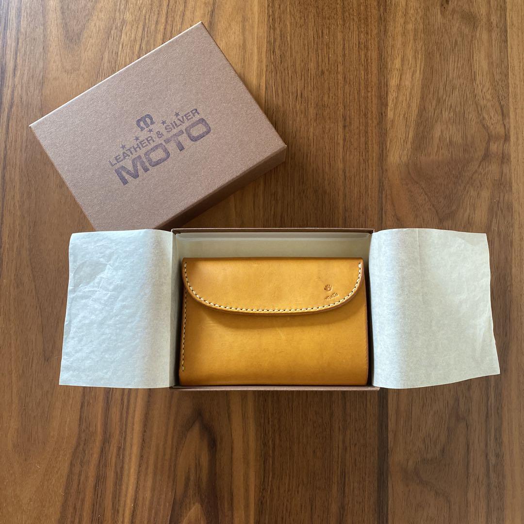 【未使用品】leather moto / モト　ミドルウォレット　財布　レザー