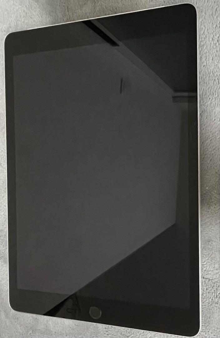 Apple iPad9世代　64GBiPad本体