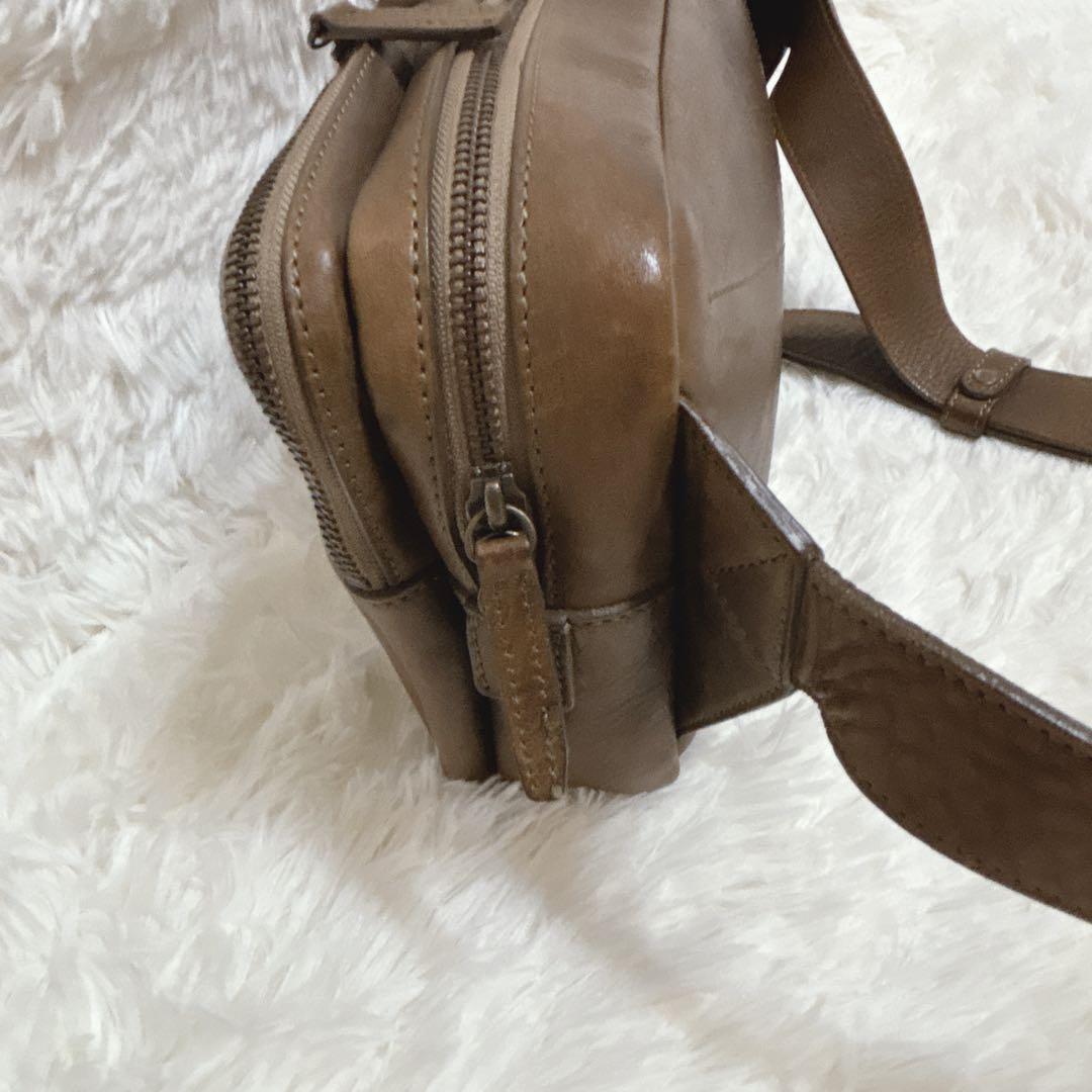 土屋鞄 ビークル トリジップ ボディバッグ ブラウン メンズ mdprevattcaulkingandwaterproofing.com