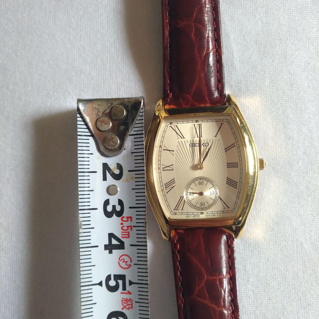 SEIKO。セイコー。時計。6G28-00A0。ベルトは社外品です。ユーズド。