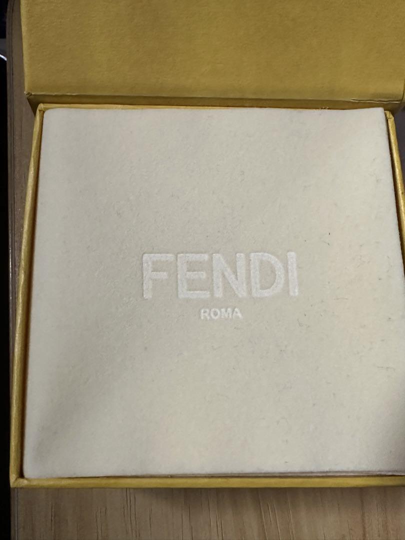 FENDI バゲットピアススモール