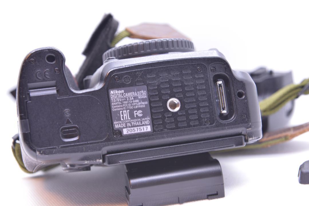 D750 バッテリーグリップ付き