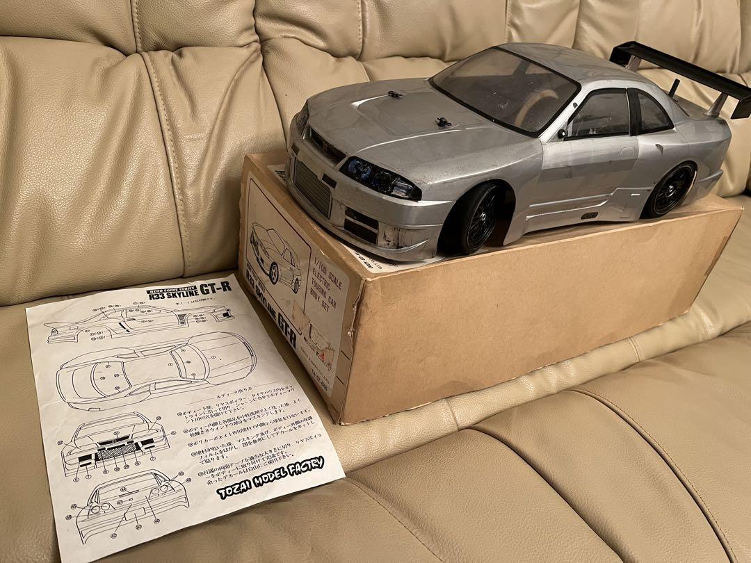 希少　1/10  33スカイライン GT-R ラジコン　ボディと車体のみ