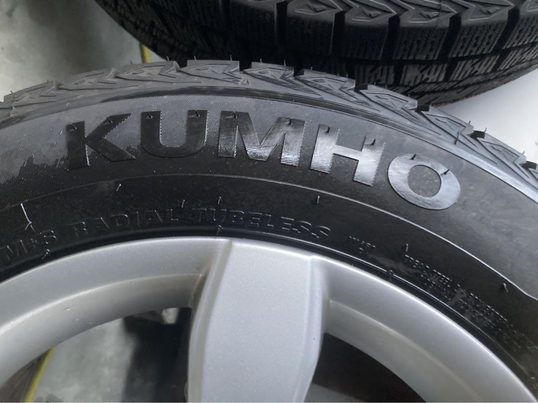 けけさん専用④タイヤ新品！美品KUMHOスタッドレス185/60R15アウディ