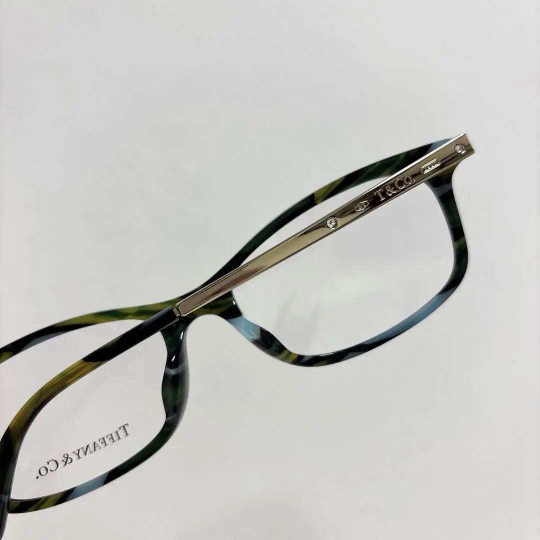 卍 Tiffany