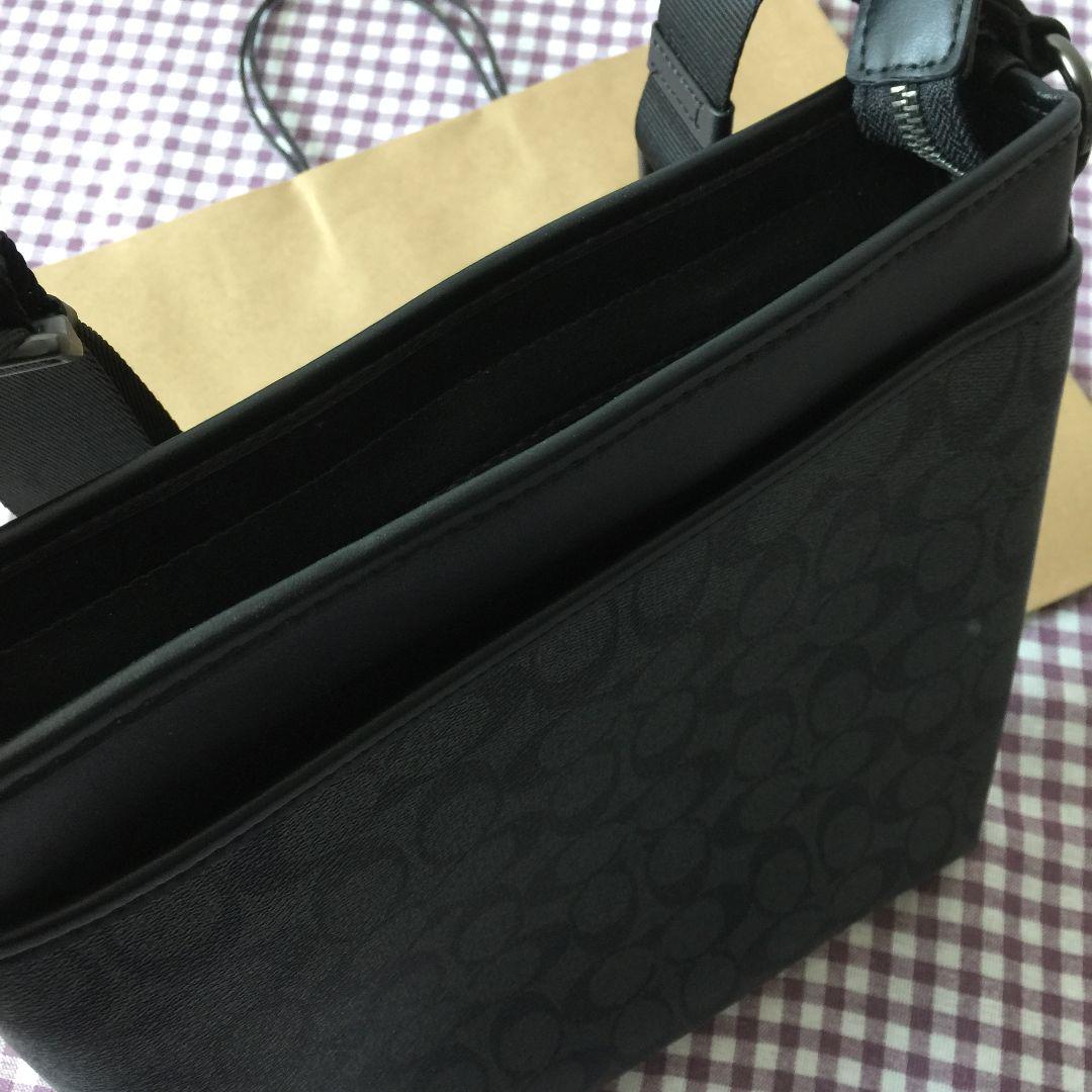 ＜COACH＞コーチバッグ ショルダーバッグ CC111 ブラックメンズバッグ