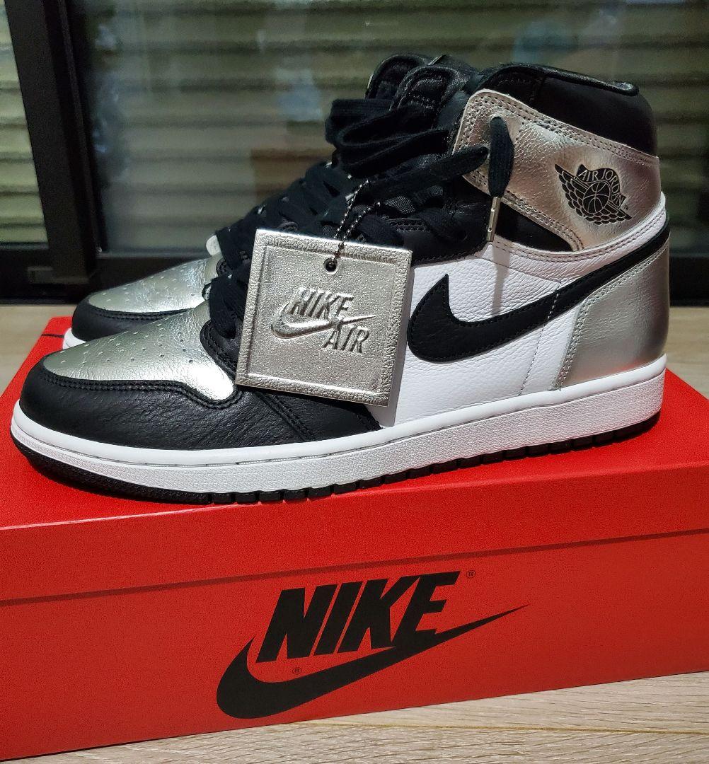 Nike WMNS Air Jordan 1 Retro High OG