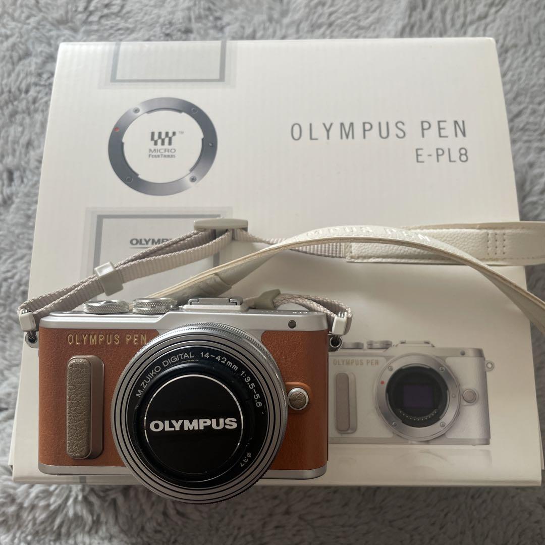 値下げミラーレス一眼OLYMPUS PEN E-PL8