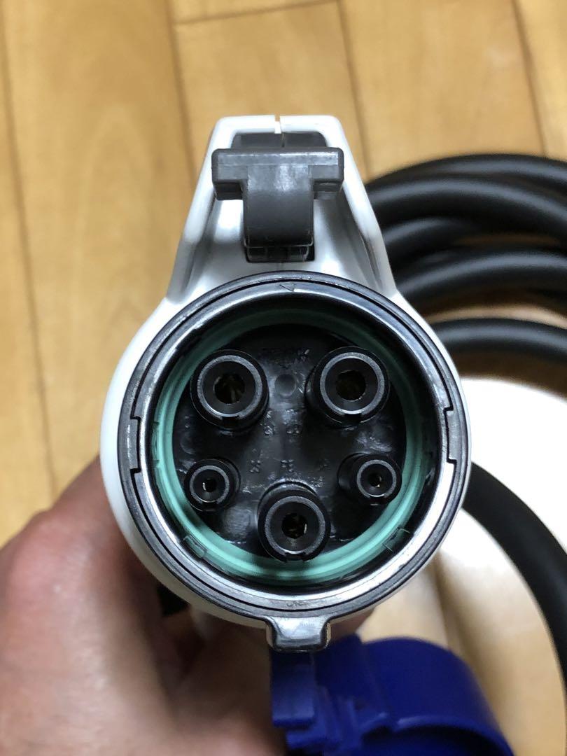yoko　新品　三菱アウトランダー PHEV純正200V充電ケーブル