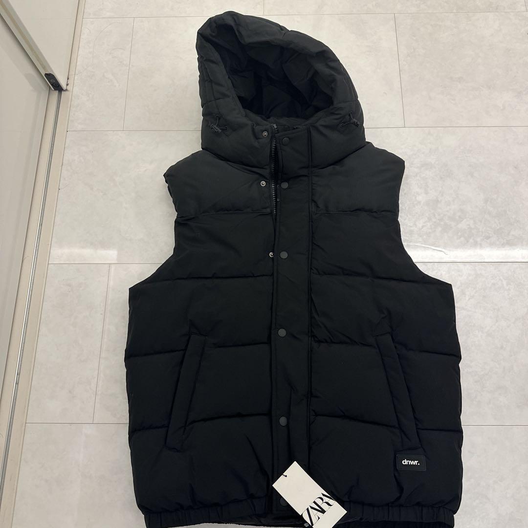 ブラックダウンベスト ZARA ブラック ダウンベスト Lサイズ