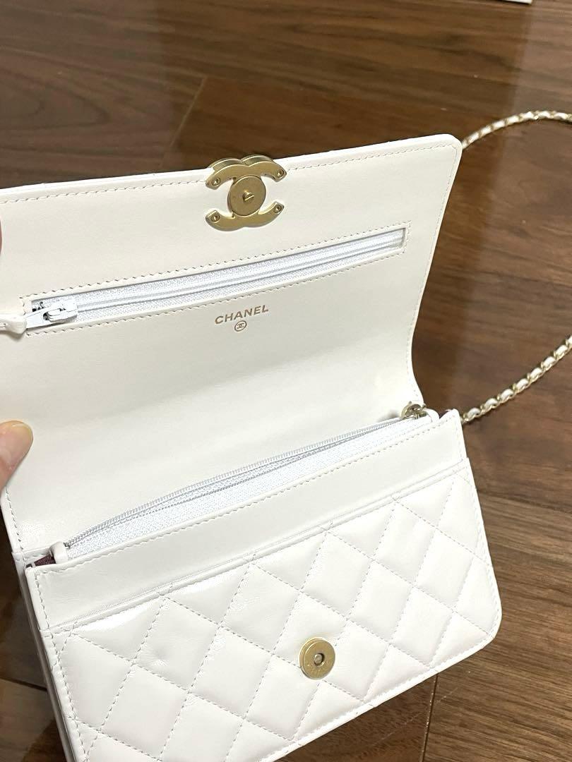 CHANEL チェーンウォレット