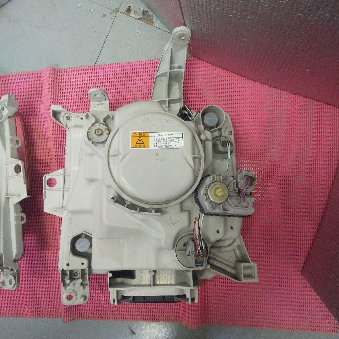 ムーヴコンテ ヘッドライト L575S HID