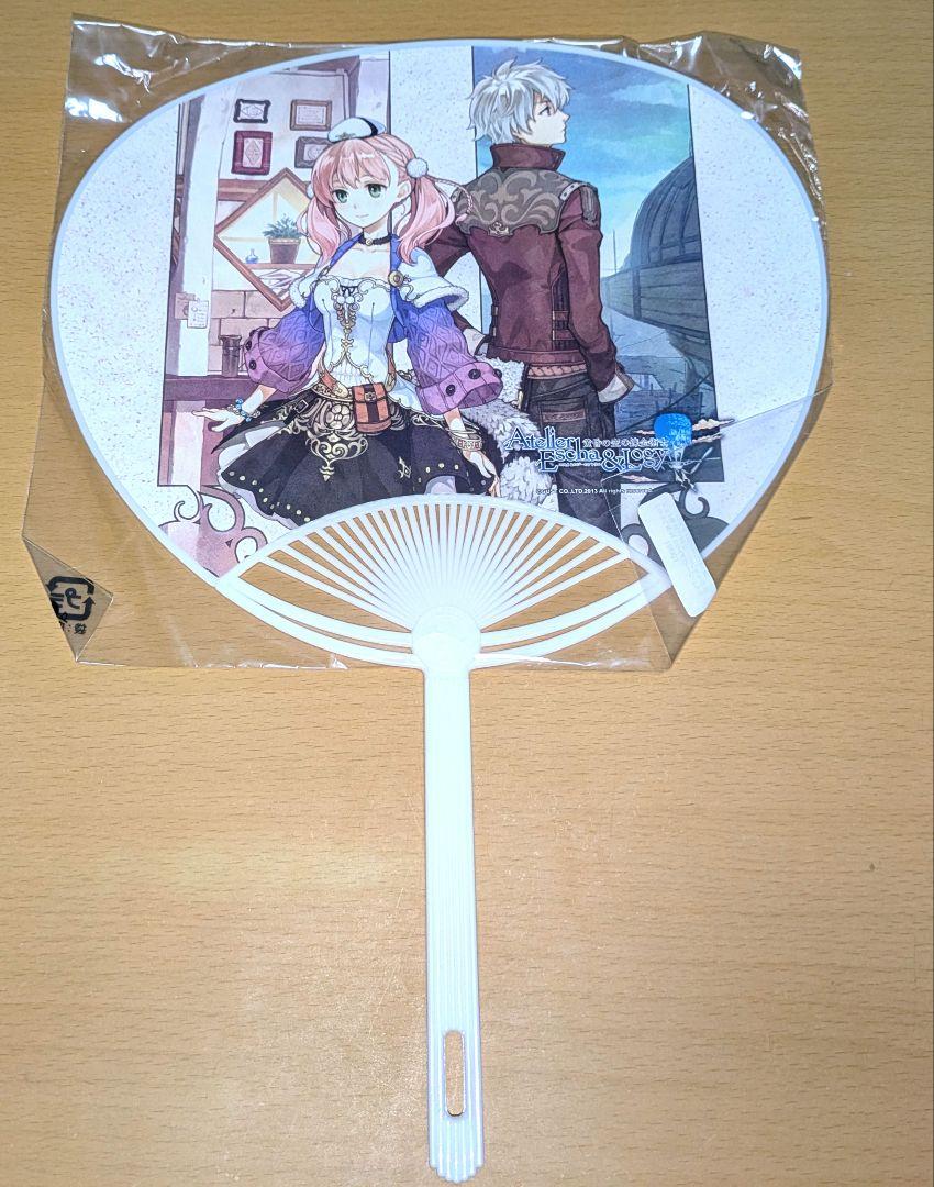 エスカ＆ロジーのアトリエ～黄昏の空の錬金術士～　エスカ&ロジー　うちわ