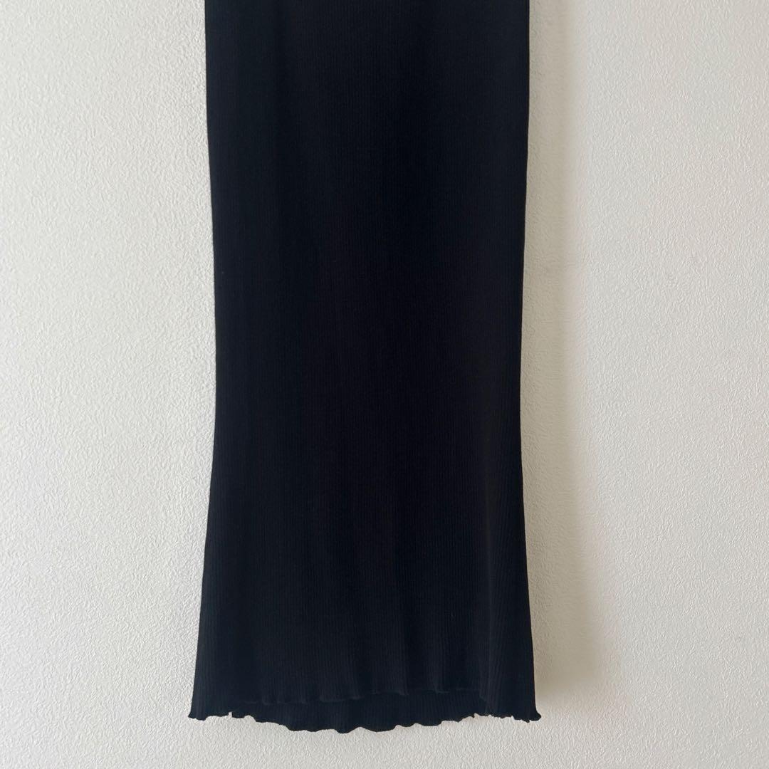美品♡ LOUNGEDRESS ニットセミフレアスカート 黒 美品♡ LOUNGEDRESS ニットセミフレアスカート 黒
