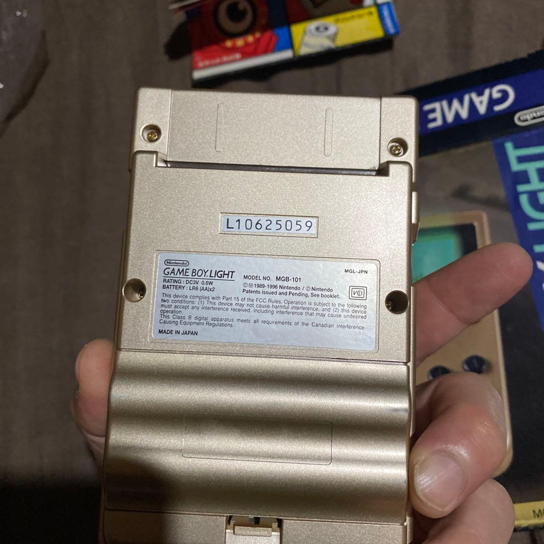 ゲームボーイ　ライト　ゴールド