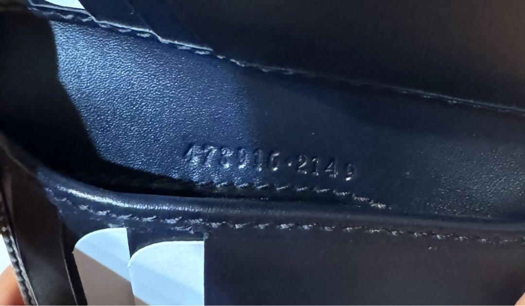新品＊GUCCI 二つ折り財布 グッチシマ 黒 473916 純正箱