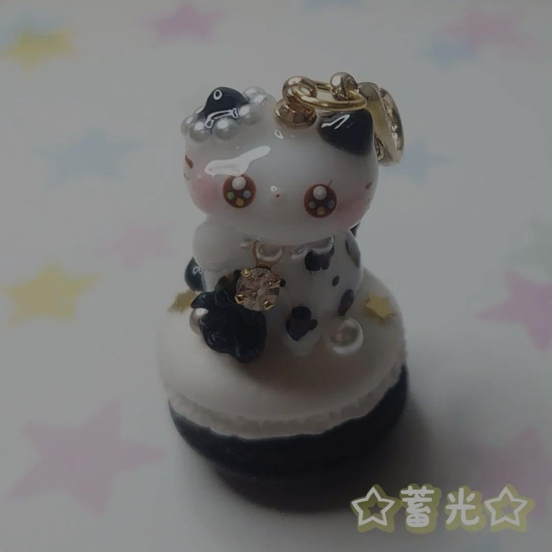 [2179] 光る☆ 猫　招き猫　ヒョウ柄にゃんこ　チャーム　カニカン付き