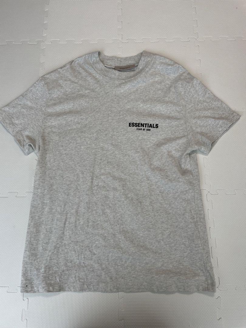 エッセンシャルズ Tシャツ