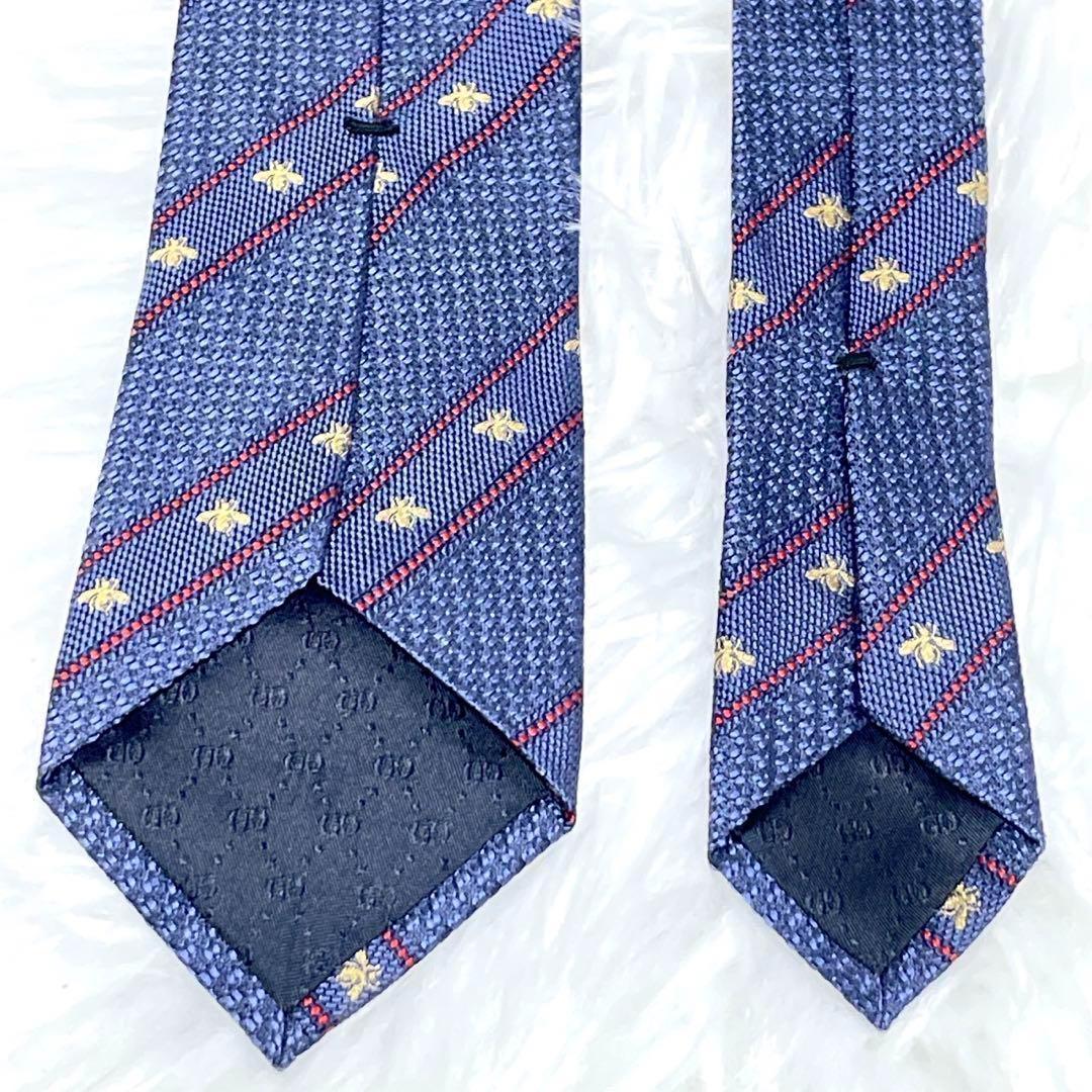 人気 GUCCI ネクタイ シルク GG柄 蜂 bee ストライプ柄　ネイビー