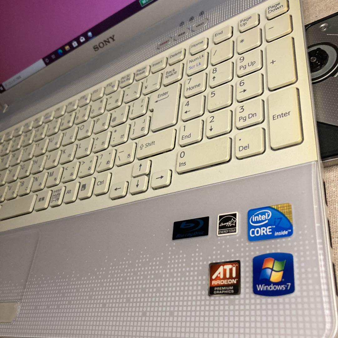 低価新作登場 小林様専用A-60 i7 SSD256GB 4GB カメラ IRBJN-m60193564968 VAIO 白 即納通販
