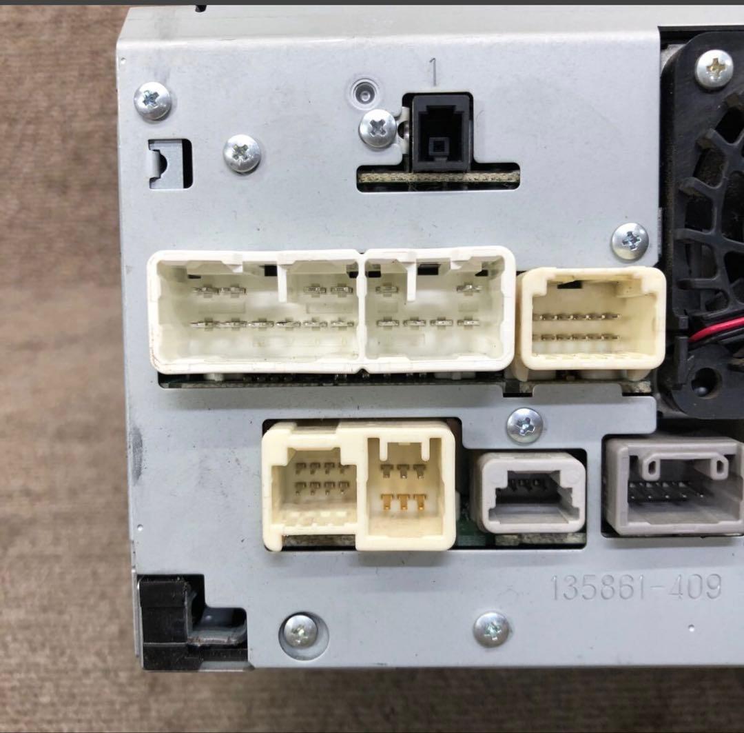 カーナビ Bluetoothユニット目立った傷や汚れなし