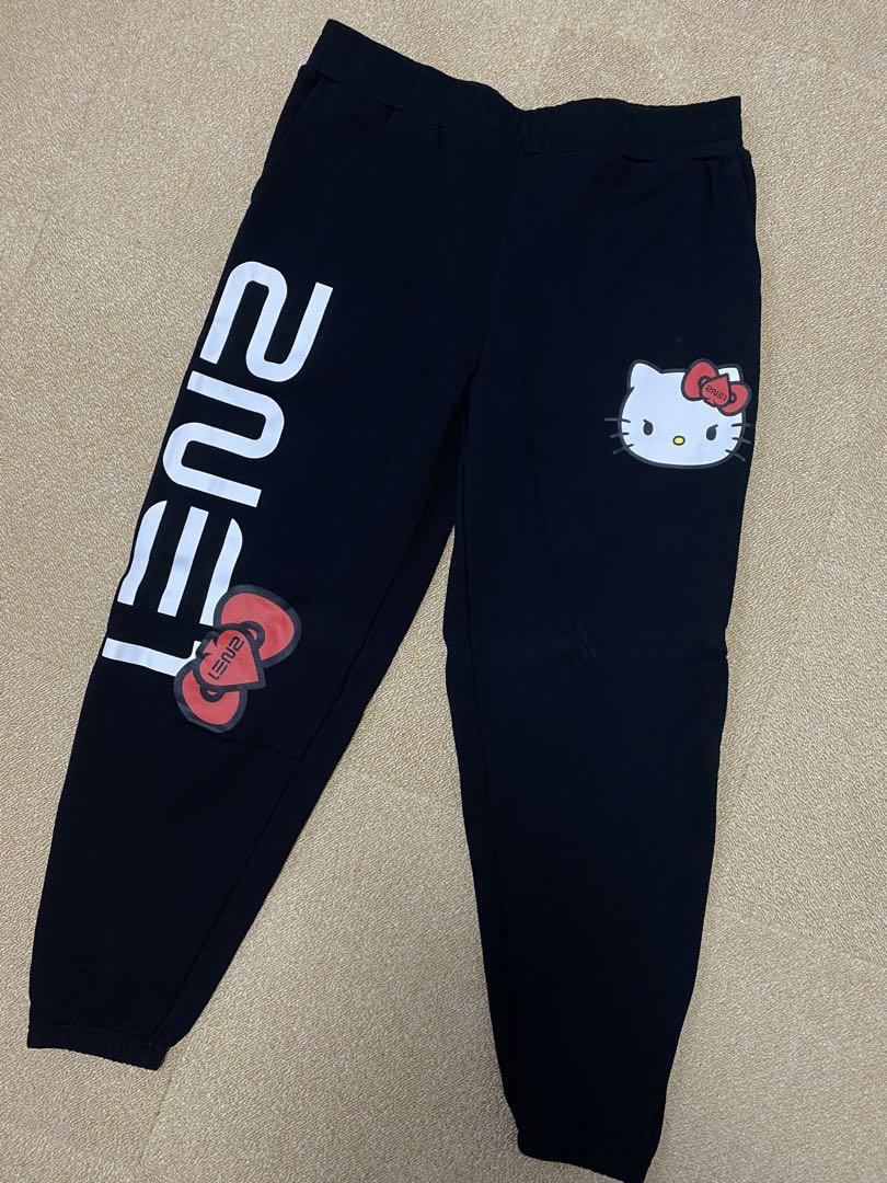2NE1 HELLO KITTY フーディー　スウェットパンツ　キティ　セット