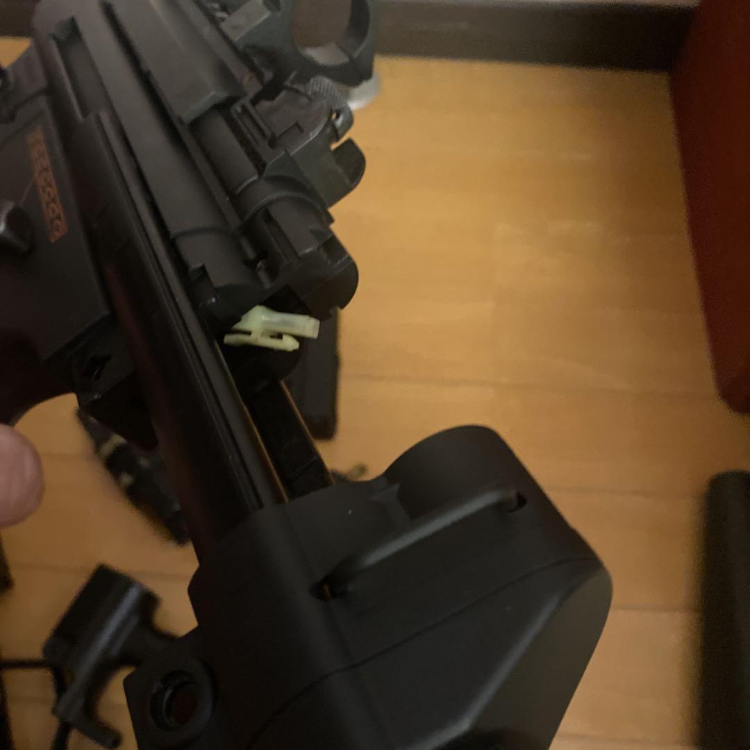 セール中！東京マルイスタンダード電動ガン！MP5本体とパーツセット！ジャンク扱い