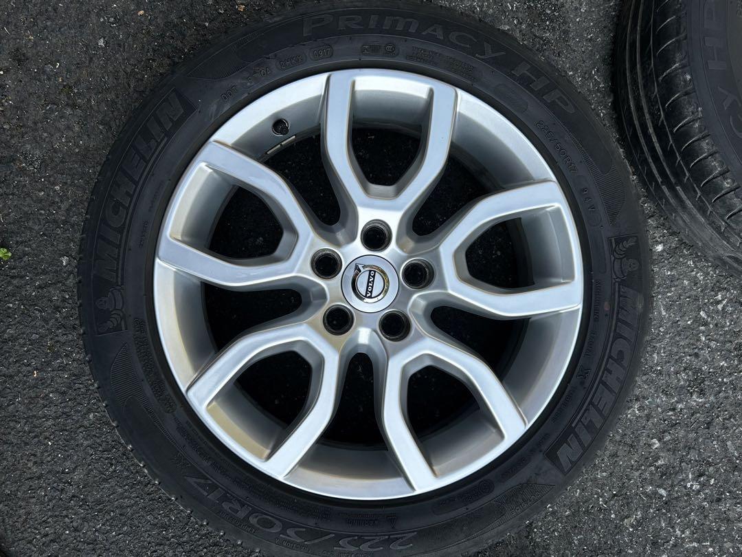 volvo v40 CC サマム 純正タイヤ ホイール 225 50 R17４本