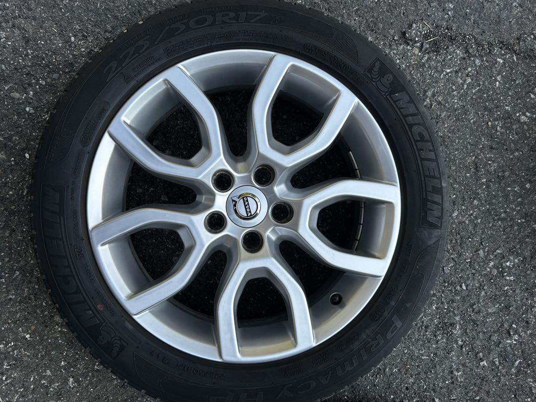 volvo v40 CC サマム 純正タイヤ ホイール 225 50 R17４本