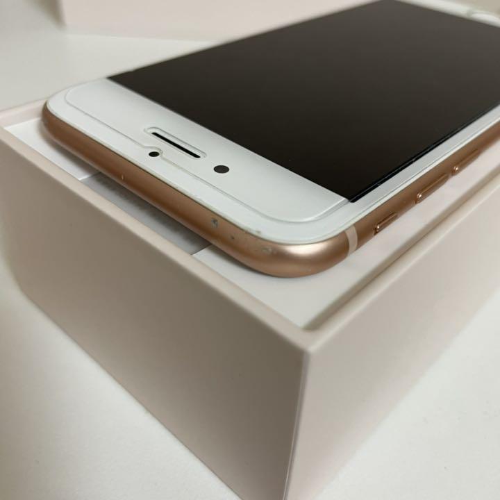 NEWお得 iPhone 8 Gold 64 GB SIMフリー 3DSBq-m60203584410 ポイント5倍