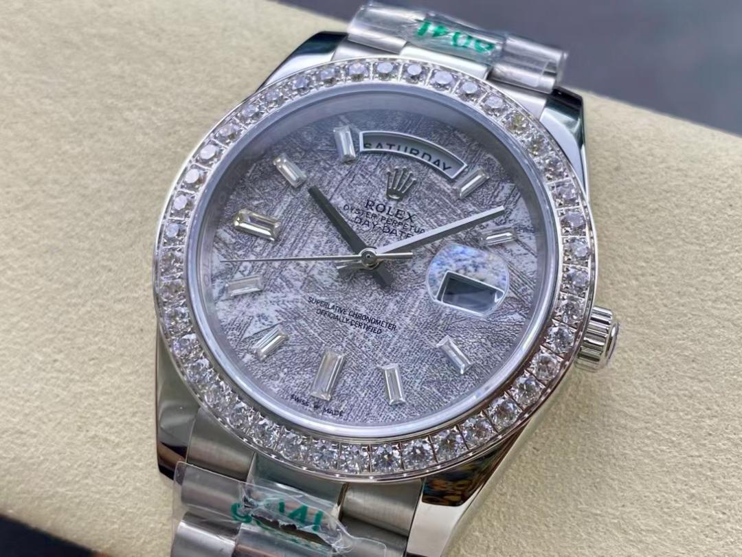 ROLEX 228349 ロレックスのログ型シリーズです 40mm腕時計