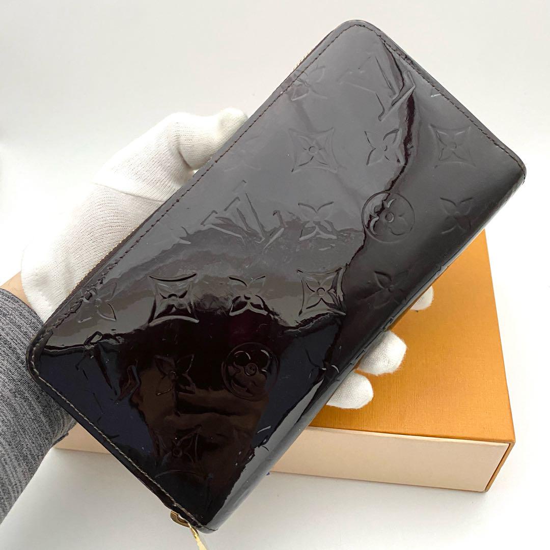 使用わずか　ルイヴィトン　ジッピーウォレット　ヴェルニ　長財布　現行