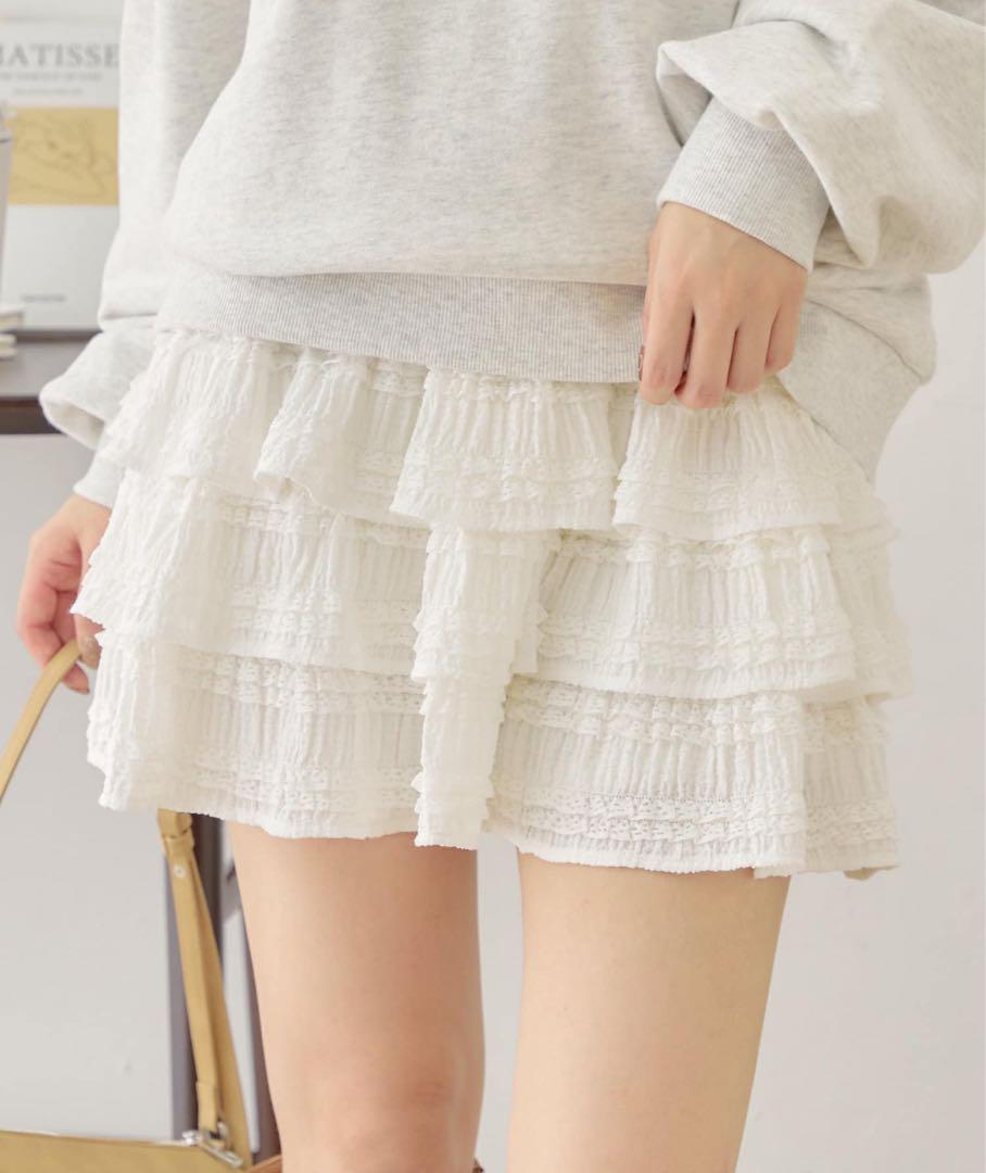 [完売品] chico レースティアードフリルスカパン