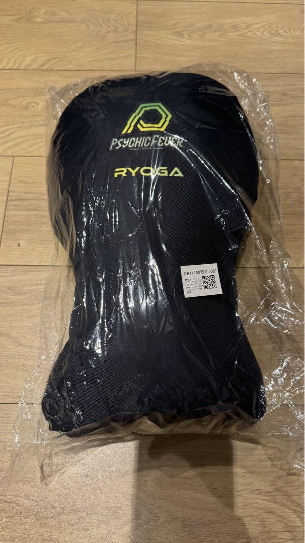 中西椋雅 クッション
