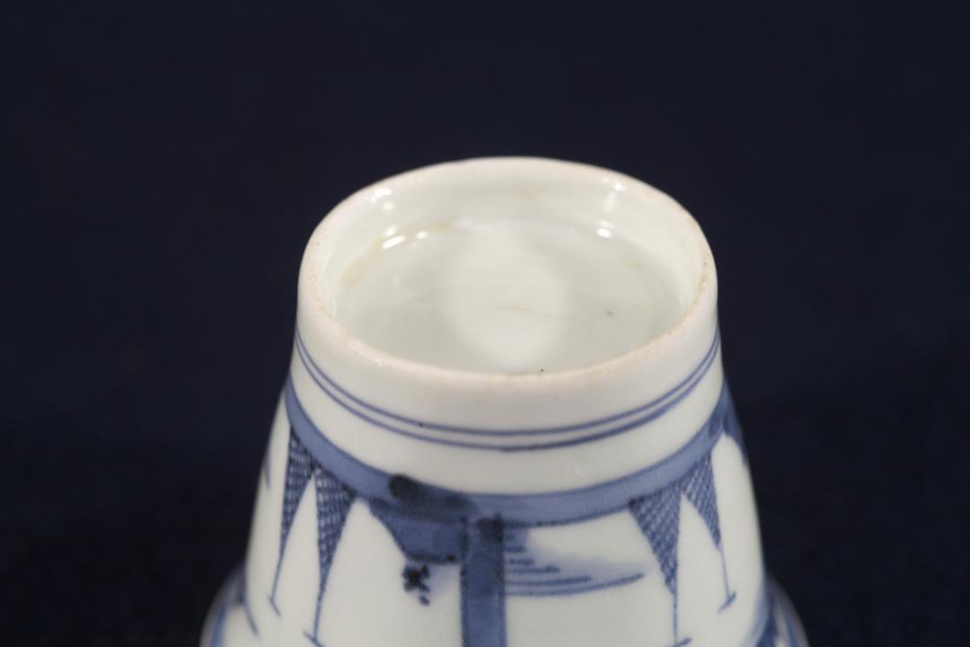 912　古伊万里色絵窓絵松竹梅図蕎麦猪口　無疵美品　江戸中期 912 古伊万里色絵窓絵松竹梅図蕎麦猪口 無疵美品 江戸中期
